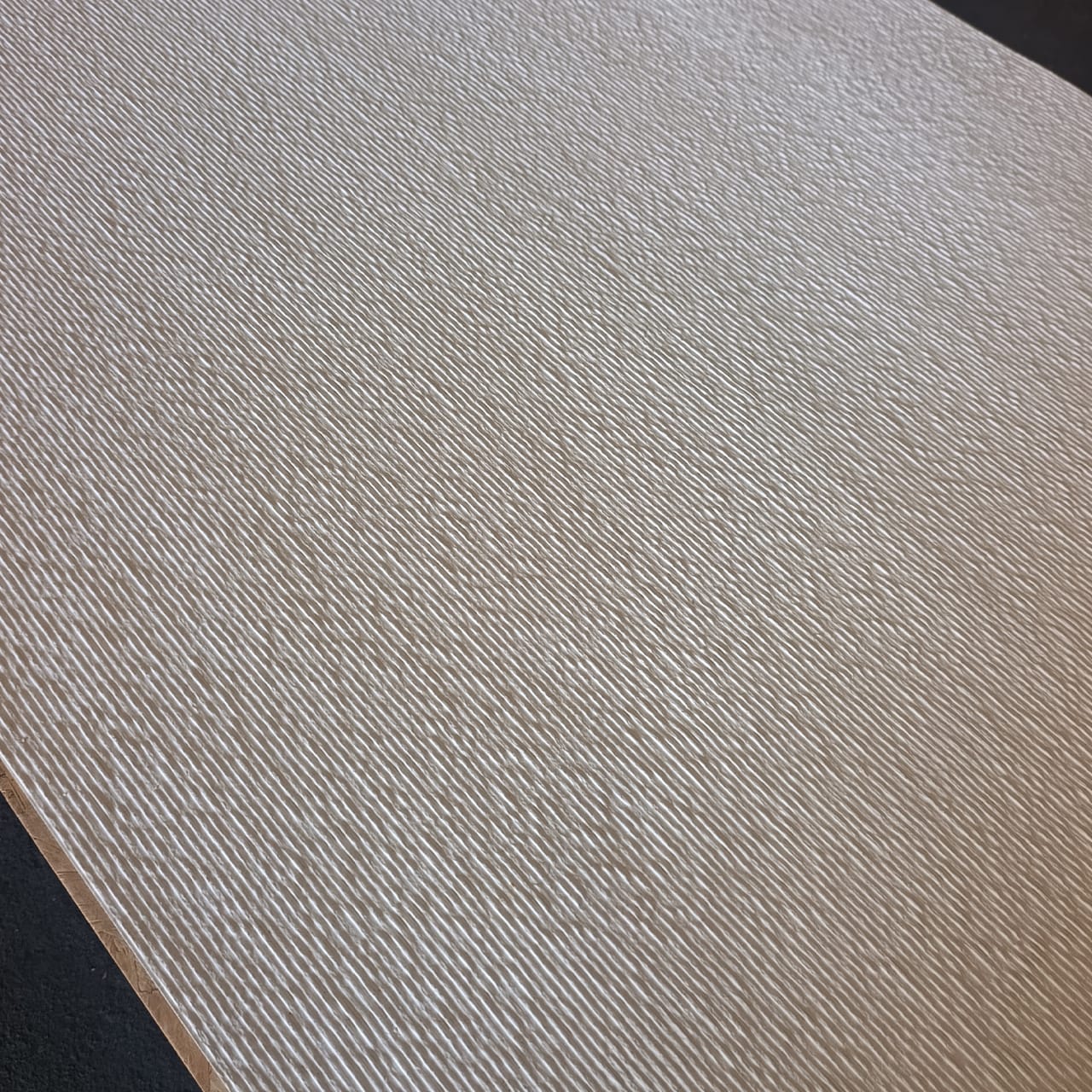 outlet-a44b8fd0-acf7-4461-9706-1ae73f50f8bc.jpg