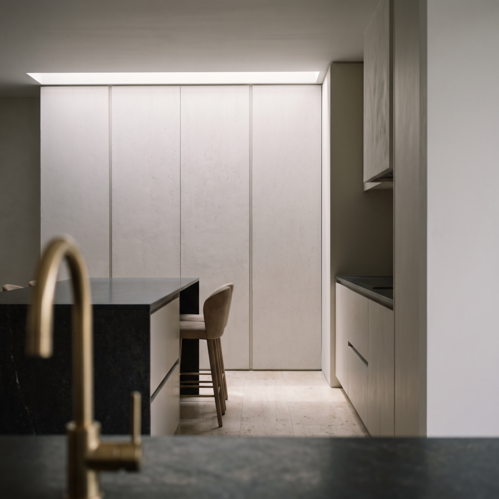 Huge Travertine Beige beżowy — kuchnia